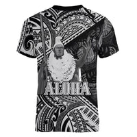 Hawaii King Kamehameha Women V-Neck T-Shirt With Hawaiian Ipu Motifs Black Version LT05 - Polynesian Pride