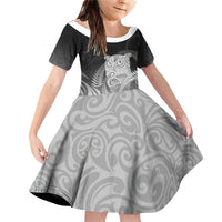 New Zealand Aotearoa Ruru Family Matching Off Shoulder Short Dress and Hawaiian Shirt Maori Fern Art Black LT05 Daughter's Dress Black - Polynesian Pride