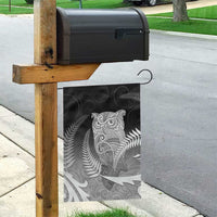 New Zealand Aotearoa Ruru Garden Flag Maori Fern Art Black