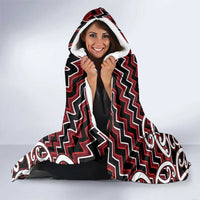 Aotearoa Mana Motuhake Hooded Blanket Poutama With Maori Pattern - Polynesian Pride