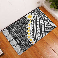 Black Vintage Tonga Ngatu Pattern With Plumeria Rubber Doormat - Polynesian Pride
