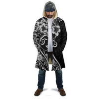 Polynesian Women's Day Cloak Black Hibiscus Flowers With Polynesian Pattern