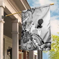 Aotearoa Maori Wahine Garden Flag Fantail Bird Black Gold Marble