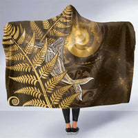New Zealand Matariki Hooded Blanket Maori Koru With Humpback Whale Gold