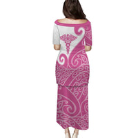 Personalised New Zealand Nurse Puletasi Maori Koru Pink Version