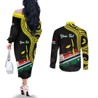 Personalised Vanuatu Penama Day Couples Matching Off The Shoulder Long Sleeve Dress and Long Sleeve Button Shirt Grunge Flag Style - Polynesian Pride