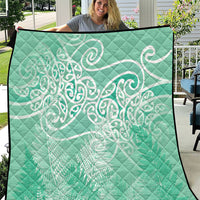 Aotearoa Maori Koru Curves Quilt Silver Ferns - Mint LT7 Mint Green - Polynesian Pride