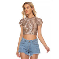 Polynesia Plumeria Lei Raglan Cropped T Shirt Beige Curves Motif