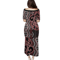 Maori Taniko Patterns Family Matching Puletasi and Hawaiian Shirt Brown Patiki Motifs Mix Whakairo Ngaru