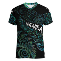 Aotearoa Personalized Lawn Bowls Maori Women V-Neck T-Shirt New Zealand Paua Shell Tribal Silver Fern LT7 Female Green - Polynesian Pride