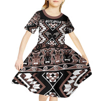 Personalised Taniko Motifs Aotearoa Kid Short Sleeve Dress Waitangi Kowhaiwhai Kiwi - Mocha