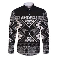 Personalised Taniko Motifs Aotearoa Family Matching Off Shoulder Maxi Dress and Hawaiian Shirt Waitangi Kowhaiwhai Kiwi - Monochrome