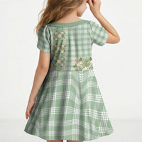 Liko Kukui Hawai'i Palaka Squares Maile Leaf Kid Short Sleeve Dress Flowers Hawaiian Quilt Patterns
