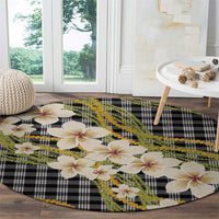 Ele'ele Hawai'i Palaka Plumeria Round Carpet Puakenikeni and Maile Lei