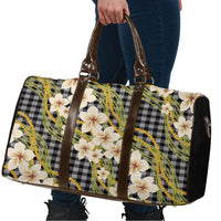 Ele'ele Hawai'i Palaka Plumeria Travel Bag Puakenikeni and Maile Lei