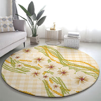 Melemele Ahiahia Hawai'i Palaka Plumeria Round Carpet Puakenikeni and Maile Lei