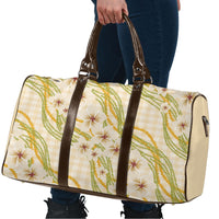Melemele Ahiahia Hawai'i Palaka Plumeria Travel Bag Puakenikeni and Maile Lei