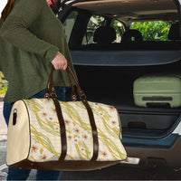 Melemele Ahiahia Hawai'i Palaka Plumeria Travel Bag Puakenikeni and Maile Lei