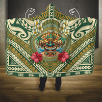 Hawaii Tiki Mask Hooded Blanket Mele Kalikimaka i Iulai!
