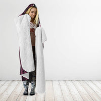 Poni Mama Hawai'i Hibiscus Hooded Blanket Polynesian Tribal Tattoo Pattern Floral Elements