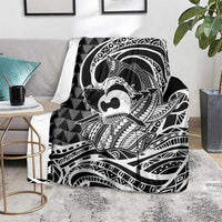 Koa Ikaika Warrior Helmet with Shark Blanket Black Kakau Style