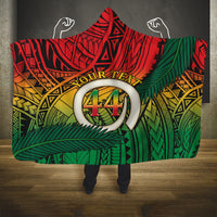 Personalised Vanuatu Yumi 44th Indipendens Dei Hooded Blanket Vanuatuan Broad Tusk with Polynesian Tribal