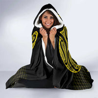 Mahi-dawg Maori Ta Moko Poutama Art Hooded Blanket