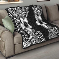 Lotu Tamaiti White Sunday Quilt Pacific Plumeria Flowers - Black Version
