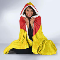 Personalised Papua New Guinea Oro Necklace Hooded Blanket Gold Melanesia Traditional Pattern