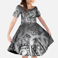 Aotearoa Maori Hei Tiki Kid Short Sleeve Dress Kiwikiwi Kowhaiwhai Puhoro Motif LT9 KID Grey - Polynesian Pride