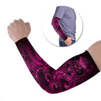 Aotearoa Maori Hei Tiki Arm Sleeves Mawhero Kowhaiwhai Puhoro Motif LT9 Set of 2 Pink - Polynesian Pride