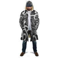 Aotearoa Maori Kowhaiwhai Cloak Kiwikiwi Puhoro and Patiki