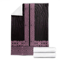 New Zealand Maori Kowhaiwhai Blanket Mawhero Maui and Mangopare