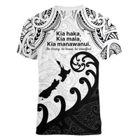 Kia Haka Maori language Women V-Neck T-Shirt Te Reo Maori Inspired Art LT9 - Polynesian Pride