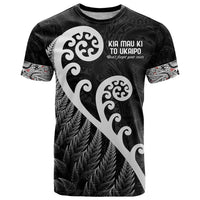 Kia Mau Ki To Ukaipo T Shirt Te Reo Maori Koru Fern Art LT9 Black - Polynesian Pride
