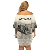 Whanau Maori Language Family Matching Off Shoulder Short Dress and Hawaiian Shirt Te Reo Maori Inspired Art LT9 - Polynesian Pride