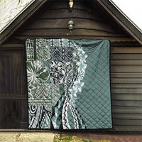 Aloha Vintage Plumeria Hawaiian Tapa Pattern Quilt Dark Turquoise Hawaiian Tapa Pattern - Polynesian Pride