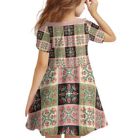 Seamless Pattern Pikake Lei Kid Short Sleeve Dress Floral Squares Pikake - Polynesian Pride