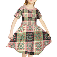 Seamless Pattern Pikake Lei Kid Short Sleeve Dress Floral Squares Pikake - Polynesian Pride