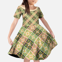 Seamless Pattern Puakenikeni and Kalo Family Matching Off The Shoulder Long Sleeve Dress and Hawaiian Shirt - Polynesian Pride