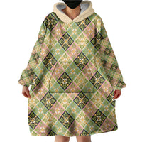 Seamless Pattern Puakenikeni and Kalo Wearable Blanket Hoodie - Polynesian Pride