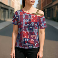 Red Samoa Manuia Le Kerisimasi Cross Shoulder Shirt Pacific Patchwork Xmas Vibes - Polynesian Pride