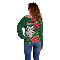 Maori Wheku Meri Kirihimete Personalised Off Shoulder Sweater All Green Indigenous Maori Motif - Polynesian Pride