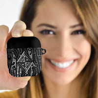 New Zealand Maori Taniko AirPods Case Black Kowhaiwhai Puhoro LT9 Black - Polynesian Pride