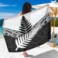 New Zealand Silver Fern Sarong Maori Koru Mixed Taniko Pattern LT9 One Size 44 x 66 inches White - Polynesian Pride
