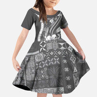 Samoa Siapo Tribal Pattern Family Matching Mermaid Dress and Hawaiian Shirt Light Gray Polynesian Plumeria Tapa Motif LT9 Daughter's Dress Gray - Polynesian Pride