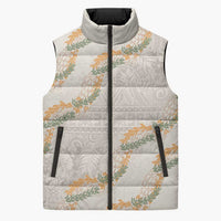 Aloha Pakalana and Puakenikeni Lei Sleeveless Puffer Jacket Beige Hawaiian Pattern - Polynesian Pride