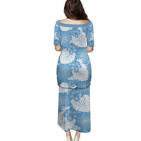 Blue Aloha Hawaii Family Matching Puletasi and Hawaiian Shirt Monstera Hibiscus Plumeria Seamless Vibes - Polynesian Pride