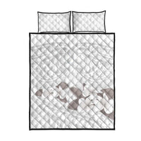 White Polynesia Quilt Bed Set Tribal Pattern Tropical Frangipani