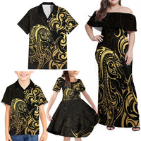 Gold And Black Aotearoa Horse Racing Family Matching Off Shoulder Maxi Dress and Hawaiian Shirt NZ Maori Pattern LT14 - Polynesian Pride